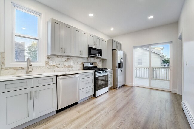 Bright Modern Kitchen Renovation